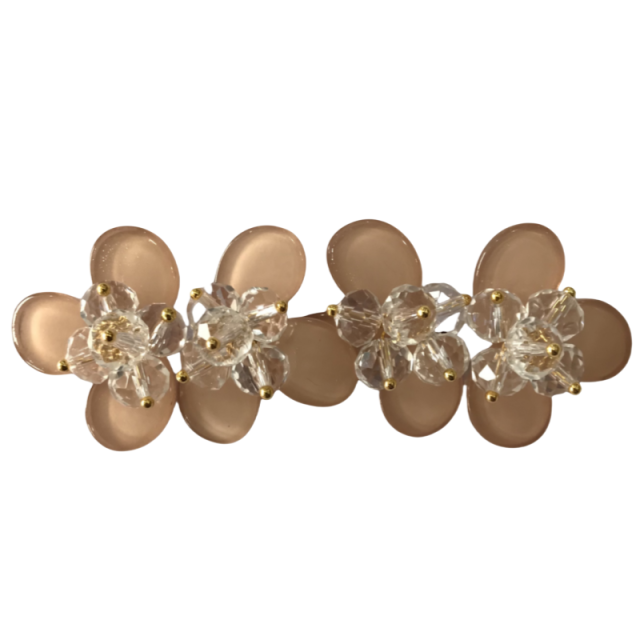 The realm of hot shoes flower handmade beading trefoil flower women's shoes children's shoes shoes flower accessories to sample processing customized customized