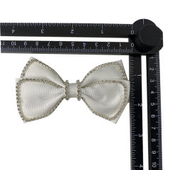 New Bohemian beaded embroidered shoe floral fabric beaded hot diamond women's shoes, slippers, shoe floral and buckle accessories are processed according to samples