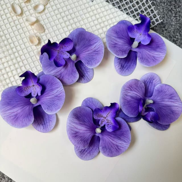 Cross-border hot metal shoe buckle shoe chain shoe flower tassel handmade knitting women's shoes children's shoes shoes flower shoe buckle shoes accessories to sample processing customized