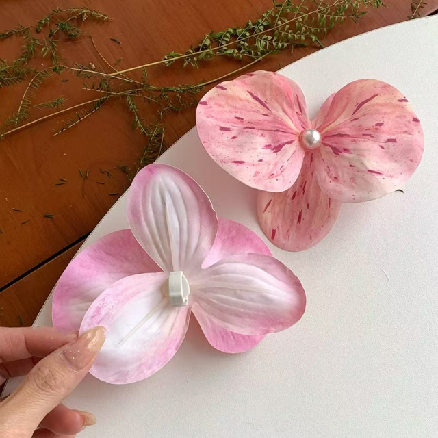 Cross-border hot metal shoe buckle shoe chain shoe flower tassel handmade knitting women's shoes children's shoes shoes flower shoe buckle shoes accessories to sample processing customized