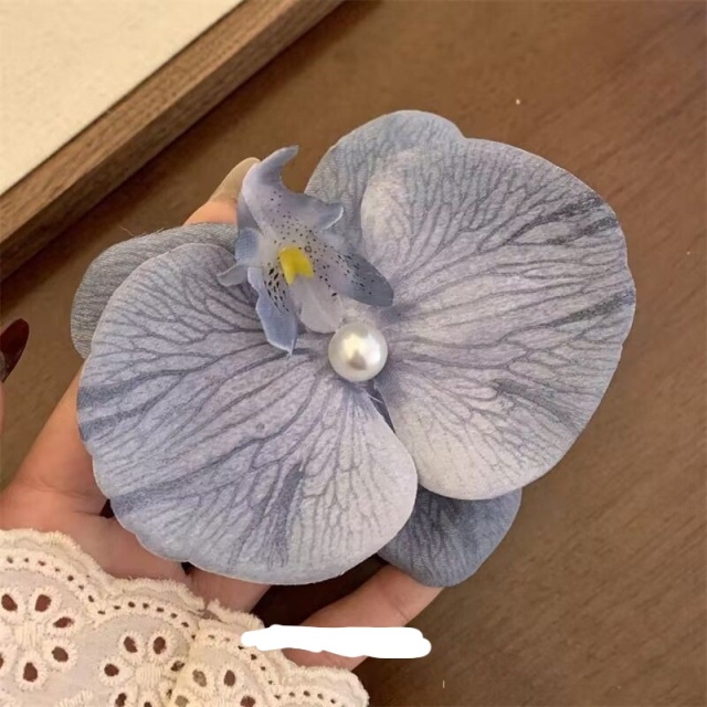 Cross-border hot metal shoe buckle shoe chain shoe flower tassel handmade knitting women's shoes children's shoes shoes flower shoe buckle shoes accessories to sample processing customized