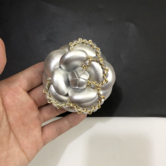 Cross-border hot metal shoe buckle shoe chain shoe flower tassel handmade knitting women's shoes children's shoes shoes flower shoe buckle shoes accessories to sample processing customized