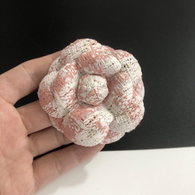 Cross-border hot metal shoe buckle shoe chain shoe flower tassel handmade knitting women's shoes children's shoes shoes flower shoe buckle shoes accessories to sample processing customized