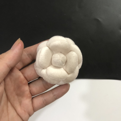 Cross-border hot metal shoe buckle shoe chain shoe flower tassel handmade knitting women's shoes children's shoes shoes flower shoe buckle shoes accessories to sample processing customized