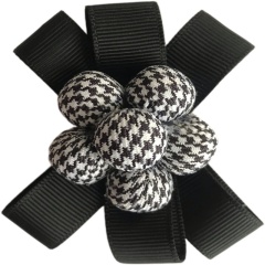 Cross-border hot metal shoe buckle shoe chain shoe flower tassel handmade knitting women's shoes children's shoes shoes flower shoe buckle shoes accessories to sample processing customized