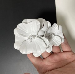 Cross-border hot metal shoe buckle shoe chain shoe flower tassel handmade knitting women's shoes children's shoes shoes flower shoe buckle shoes accessories to sample processing customized