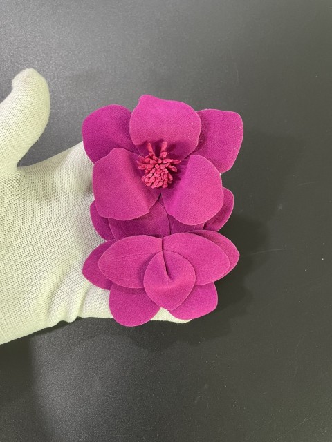 Cross-border hot metal shoe buckle shoe chain shoe flower tassel handmade knitting women's shoes children's shoes shoes flower shoe buckle shoes accessories to sample processing customized