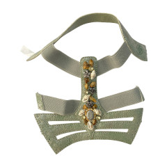 Factory direct sales of semi-finished comfortable and casual slippers, shoe uppers, shoe materials, conch water diamonds, shiny diamonds, accessories and auxiliary materials, shoes