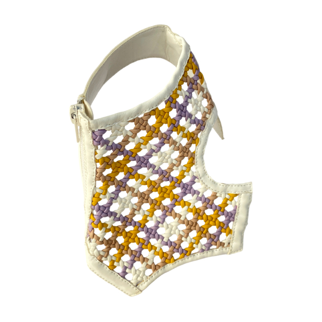 Woven strap casual upper