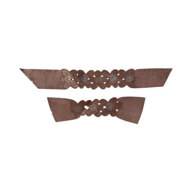 Flower-shaped hollowed-out sandal upper