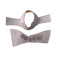 Rhinestone hollowed-out sandal upper