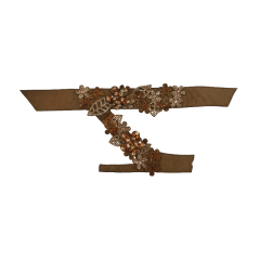 Hand-stitched diamond flower-patterned upper