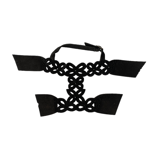 Цветок бабочки в выдолбленной подошве