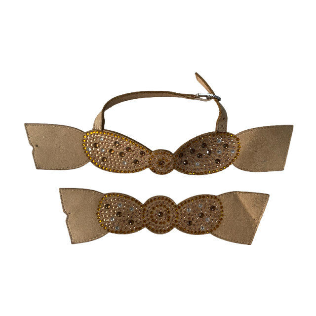 Multicolored small flower-patterned perforated diamond upper