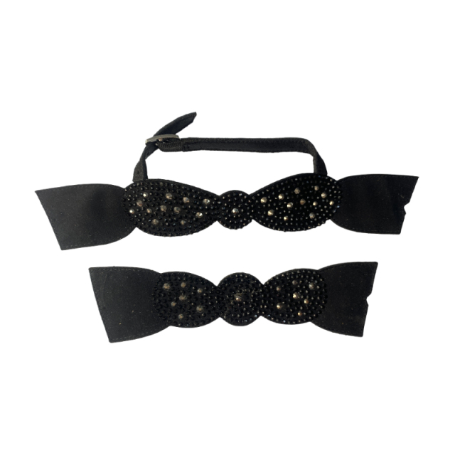 Multicolored small flower-patterned perforated diamond upper