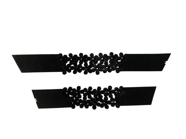 Гладильная инкрустация сандалий с дрелью