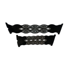 Гладильная инкрустация сандалий с дрелью