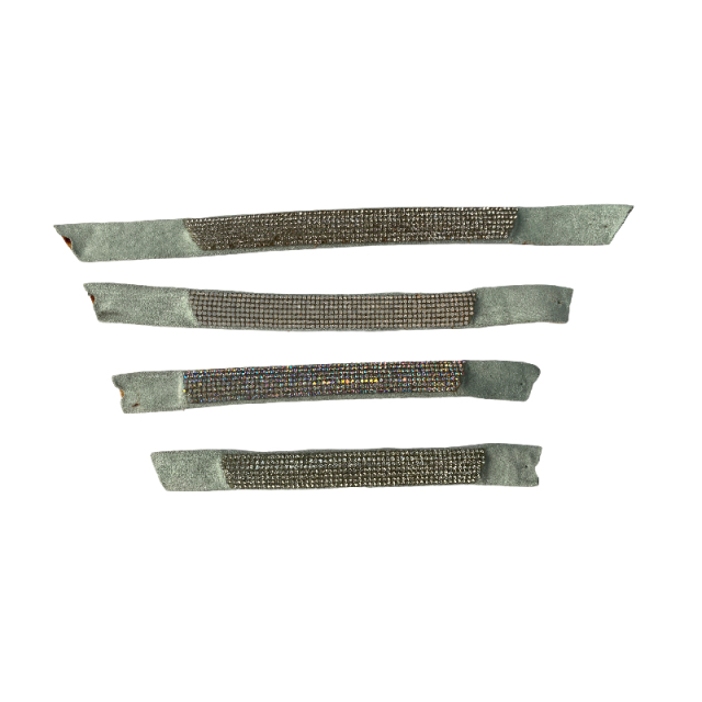 Colorful one-line shoe upper with rhinestones