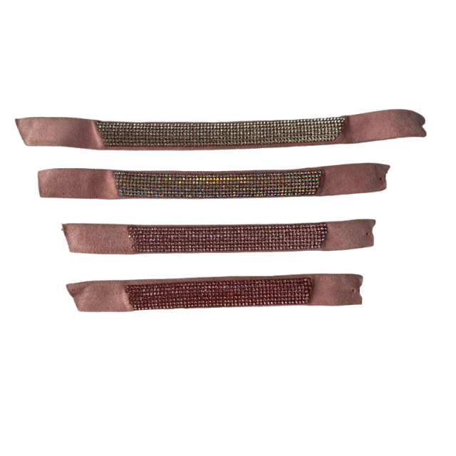 Colorful one-line shoe upper with rhinestones