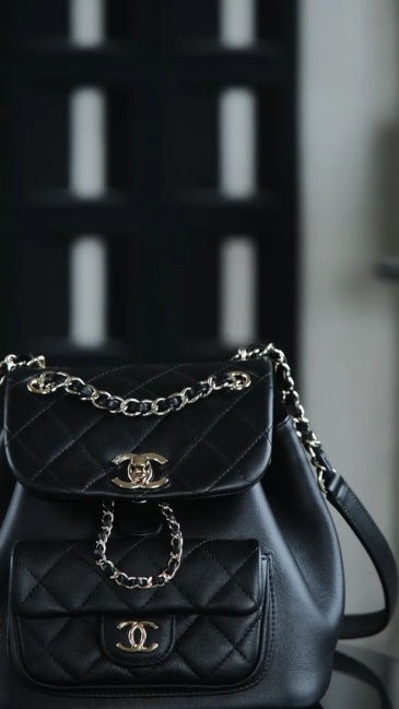 Chanel 24P Dumas black