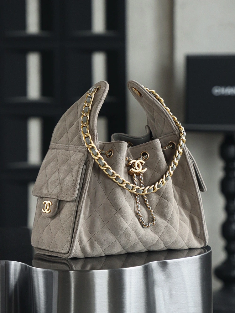 Chanel25c grey suede