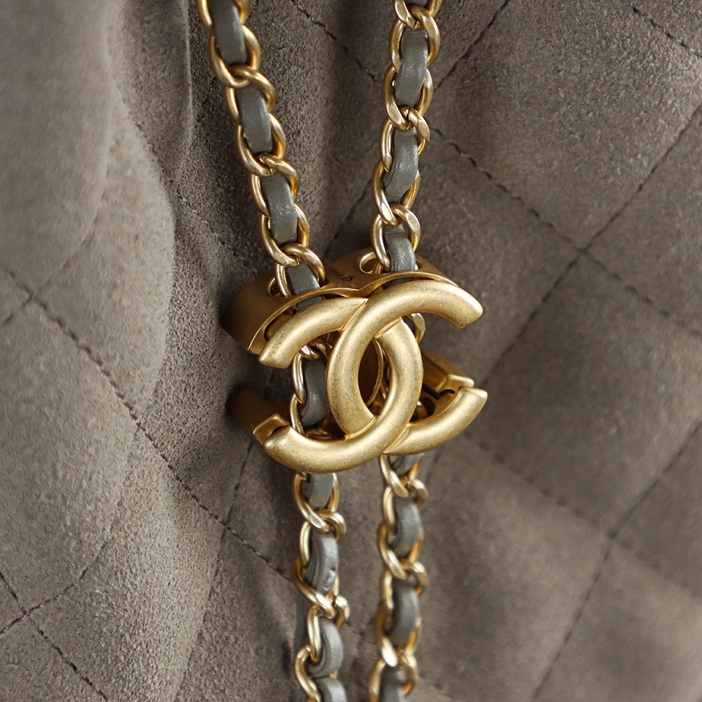 Chanel25c grey suede