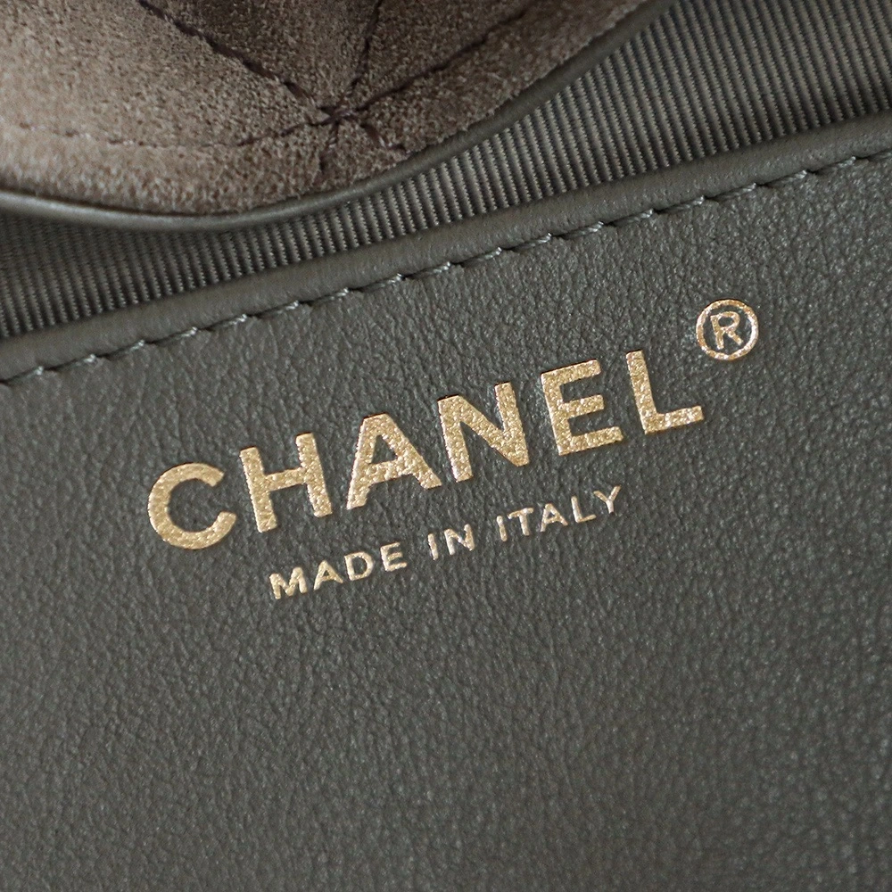 Chanel25c grey suede