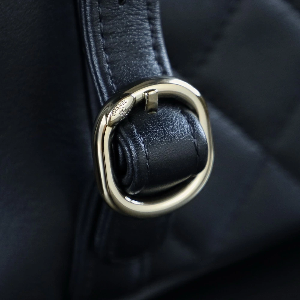 Chanel 24P Dumas black