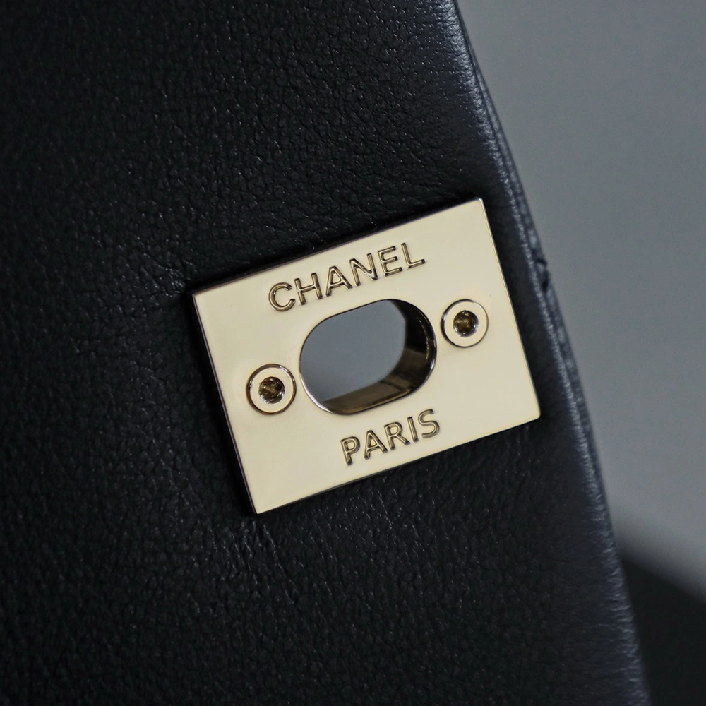 Chanel 24P Dumas black