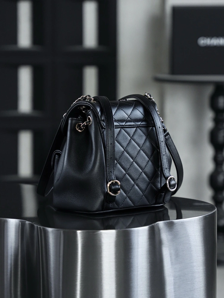 Chanel 24P Dumas black