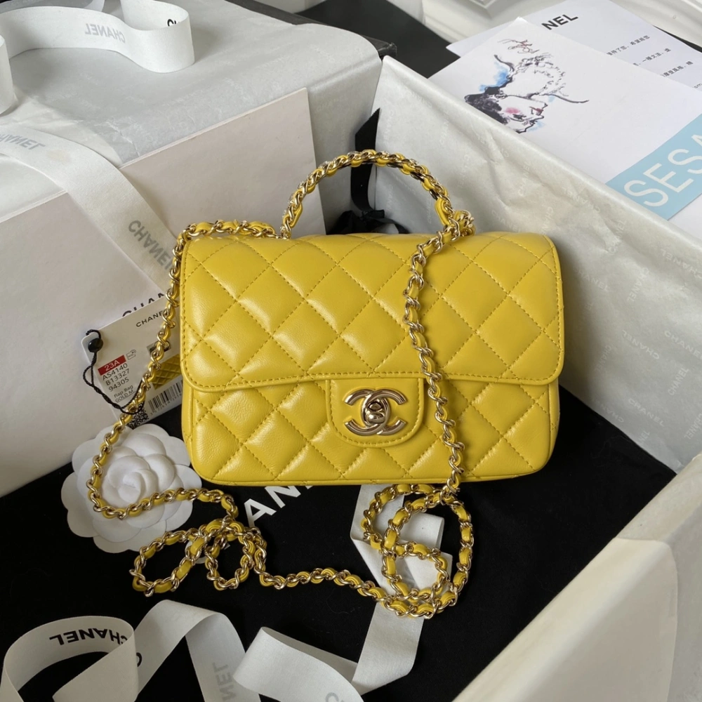 CHANEL Handbag AS4140