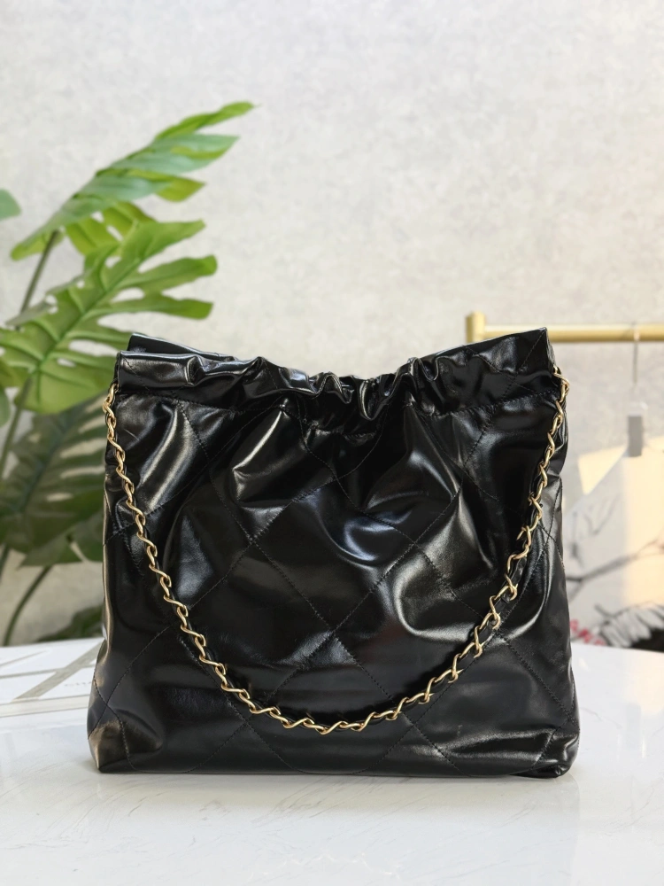 Chanel 22bag shopping bag