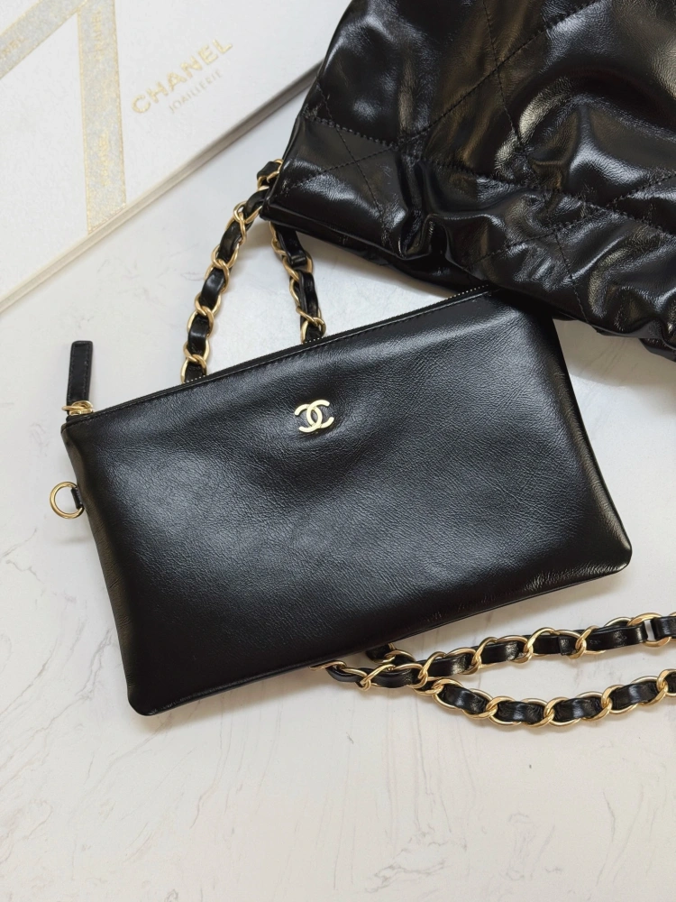 Chanel 22bag shopping bag