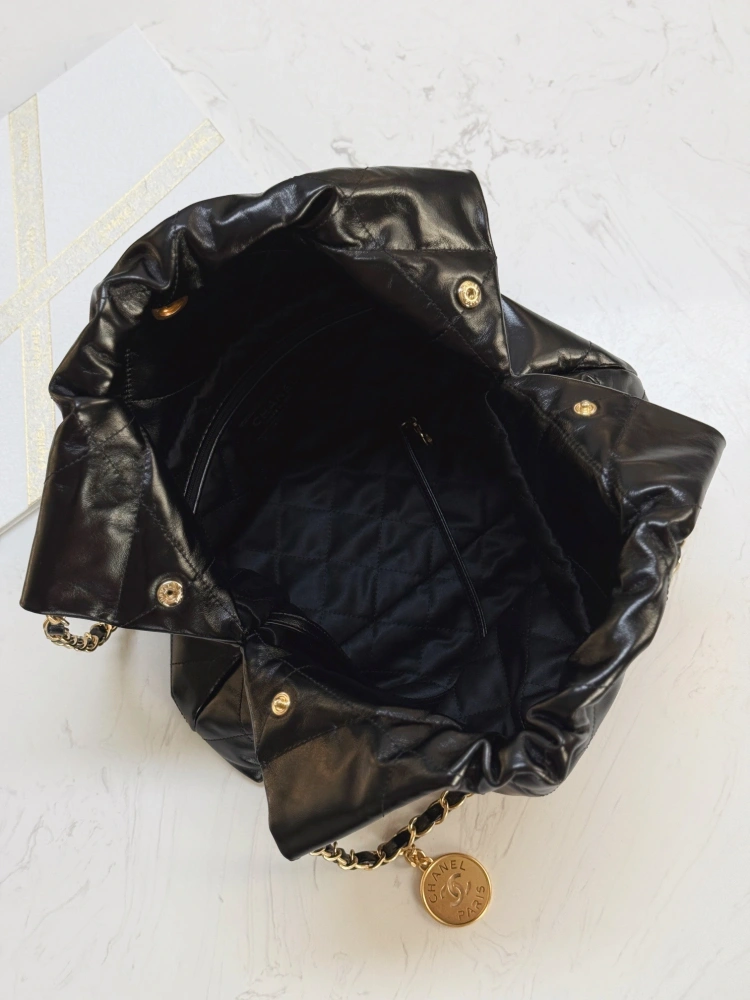 Chanel 22bag shopping bag