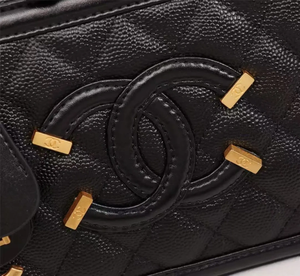 ChaneL cosmetic bag