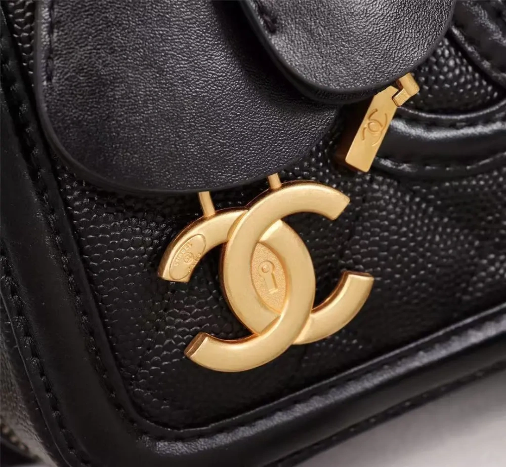 ChaneL cosmetic bag
