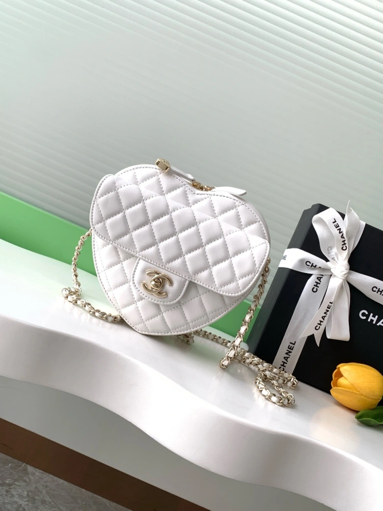 Chanel 22cc Spring/Summer Heart