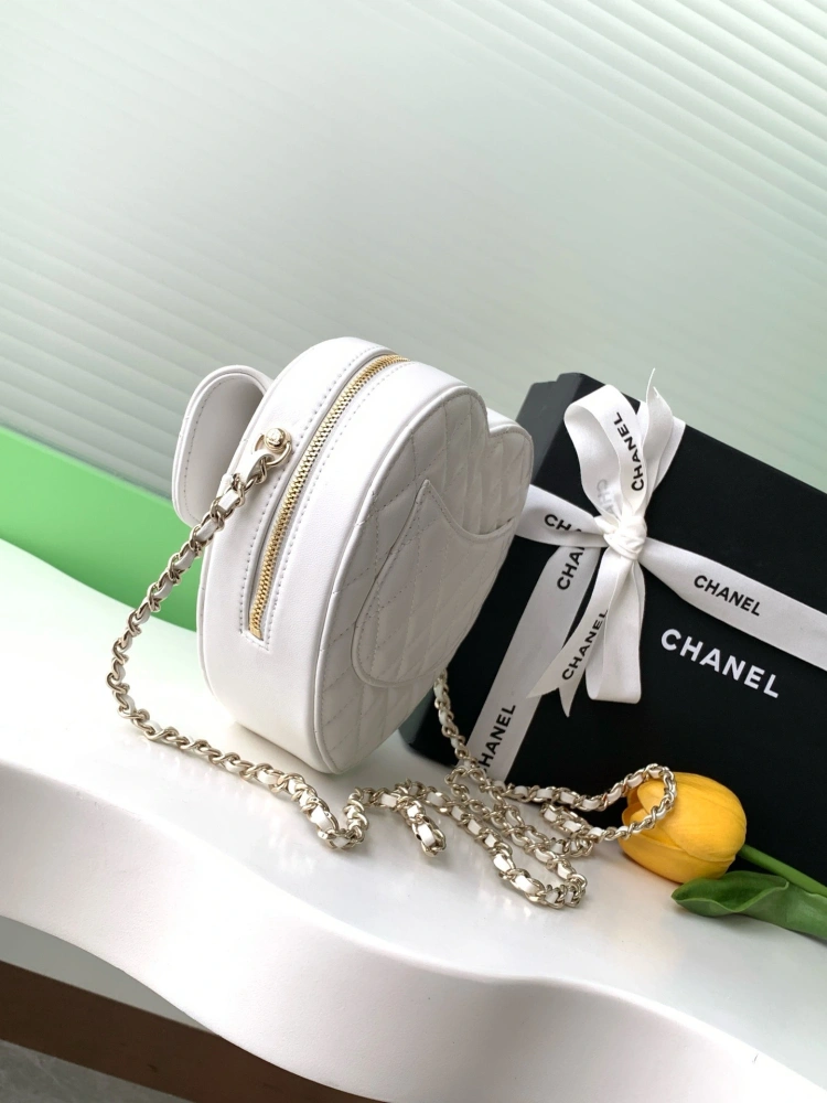 Chanel 22cc Spring/Summer Heart