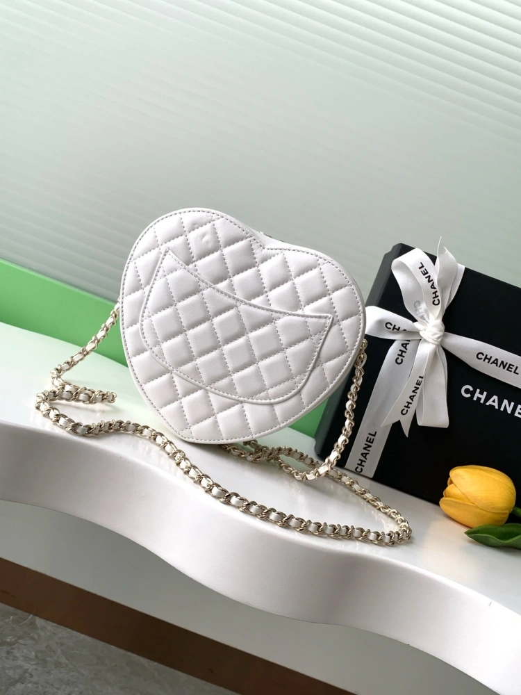 Chanel 22cc Spring/Summer Heart