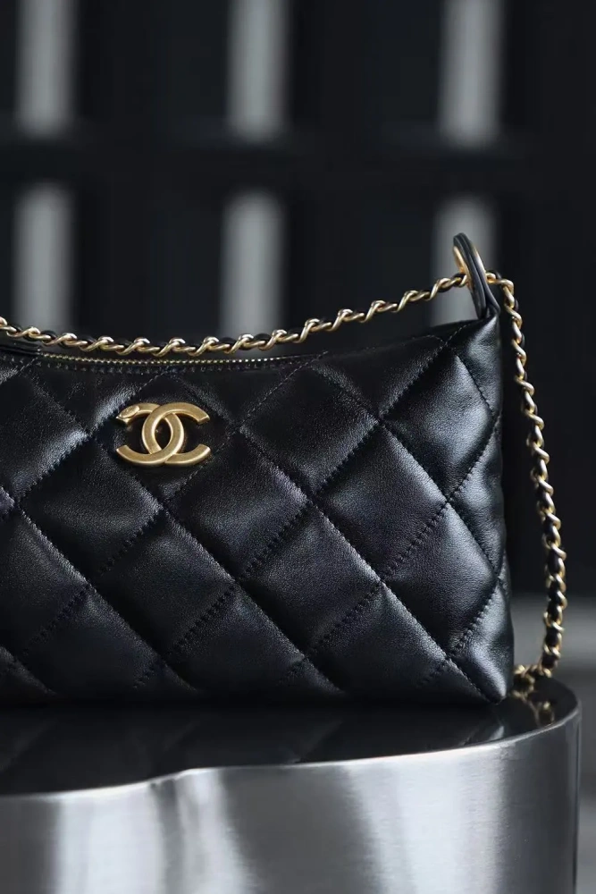 Chanel 25s Hobo Gold