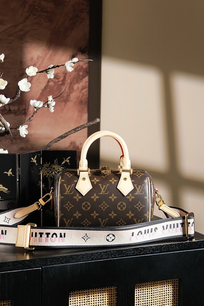 LV Speedy Bandoulière 20