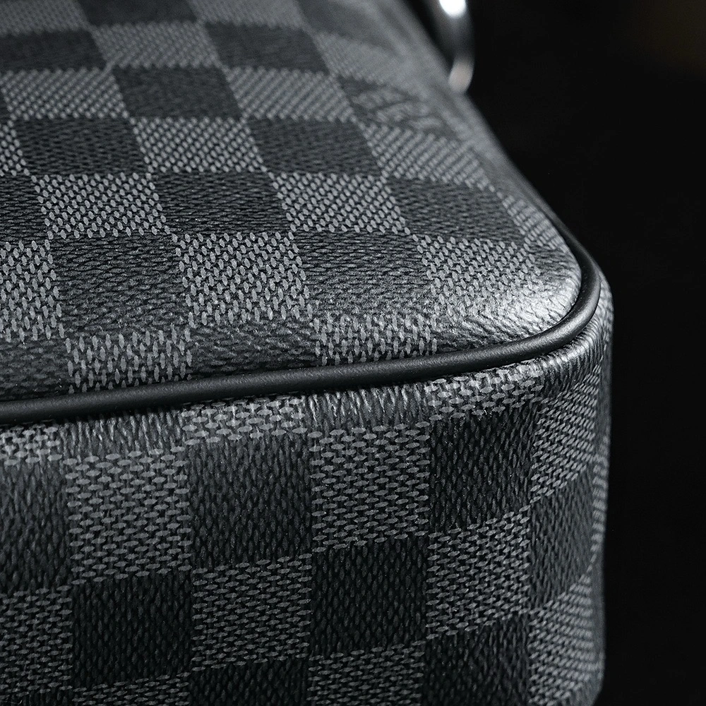 LV PORTE DOCUMENTS VOYAGE