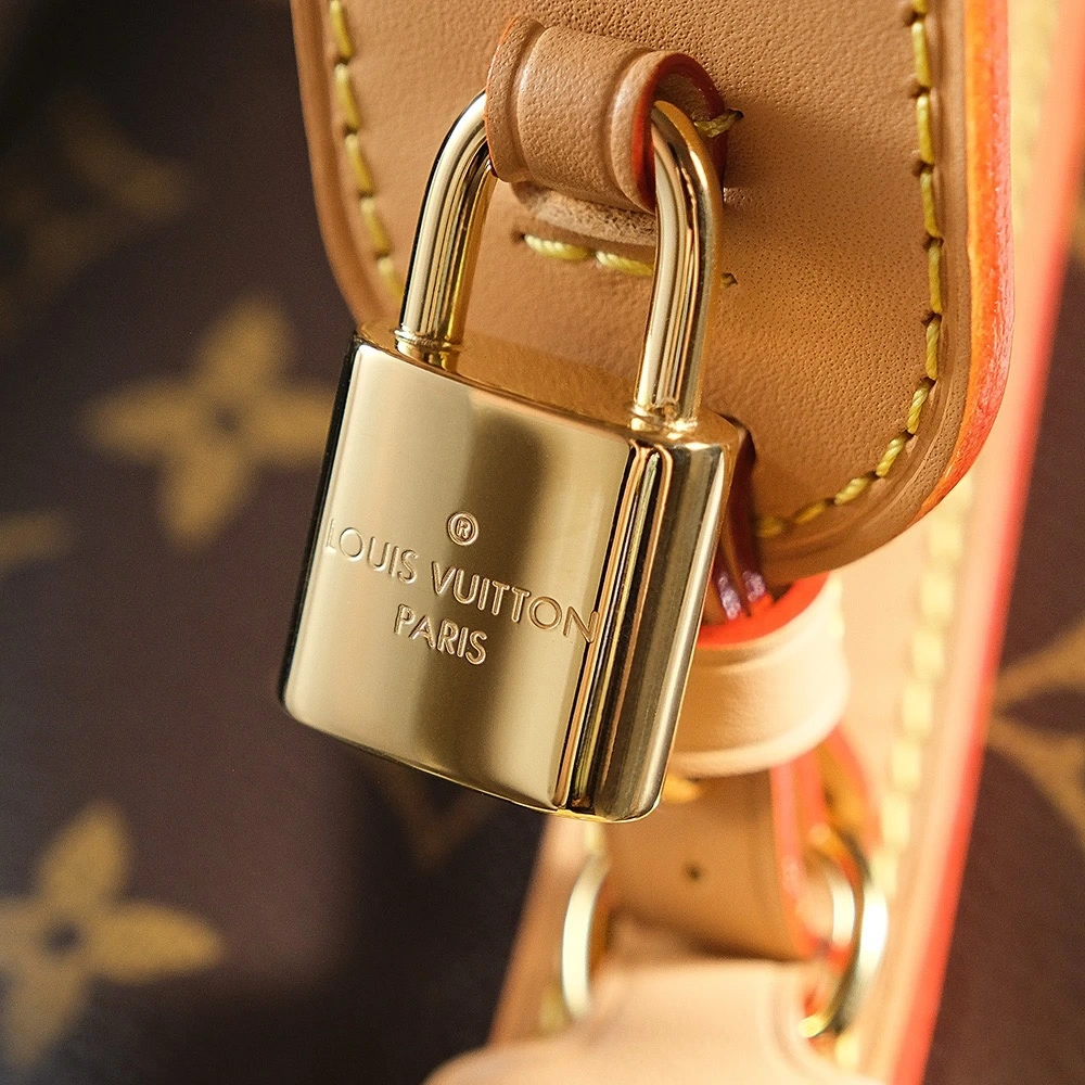 LV handbag M12925
