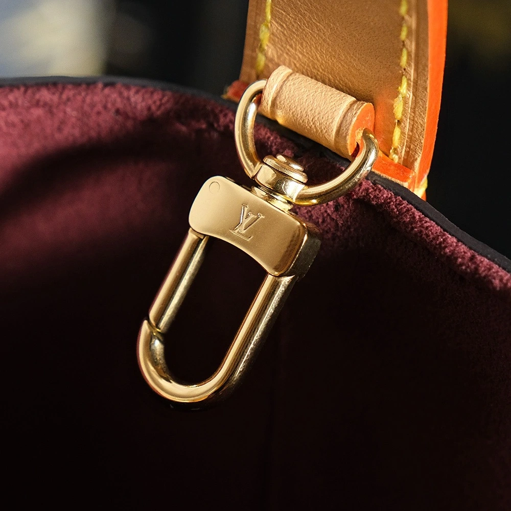 LV handbag M12925