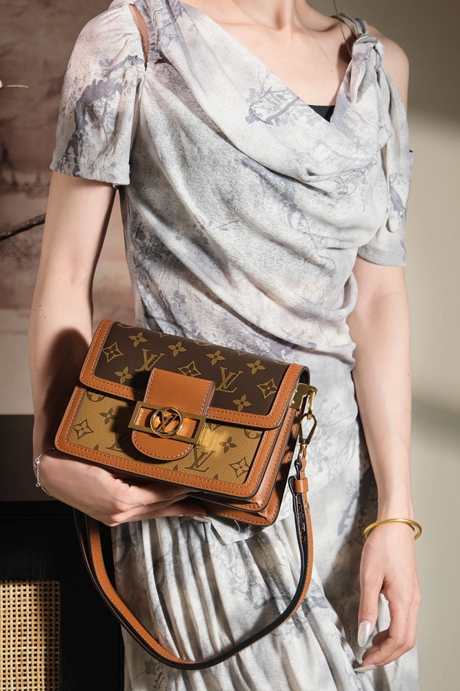 LV MINI DAUPHINE M45959