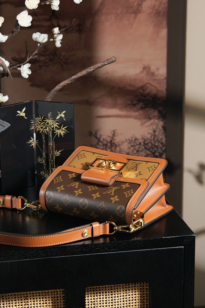 LV MINI DAUPHINE M45959