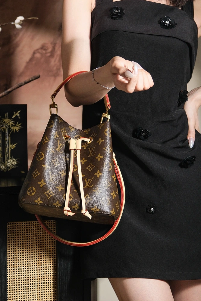 LV NÉONOÉBB Mini new small bucket bag