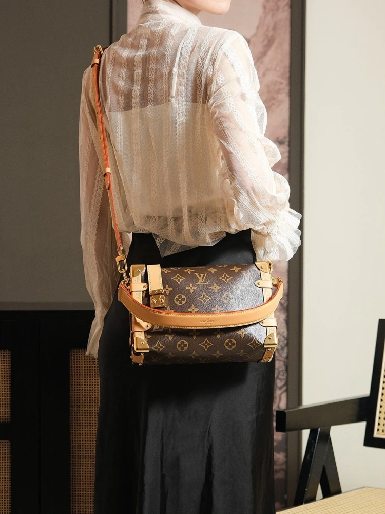 LV side luggage