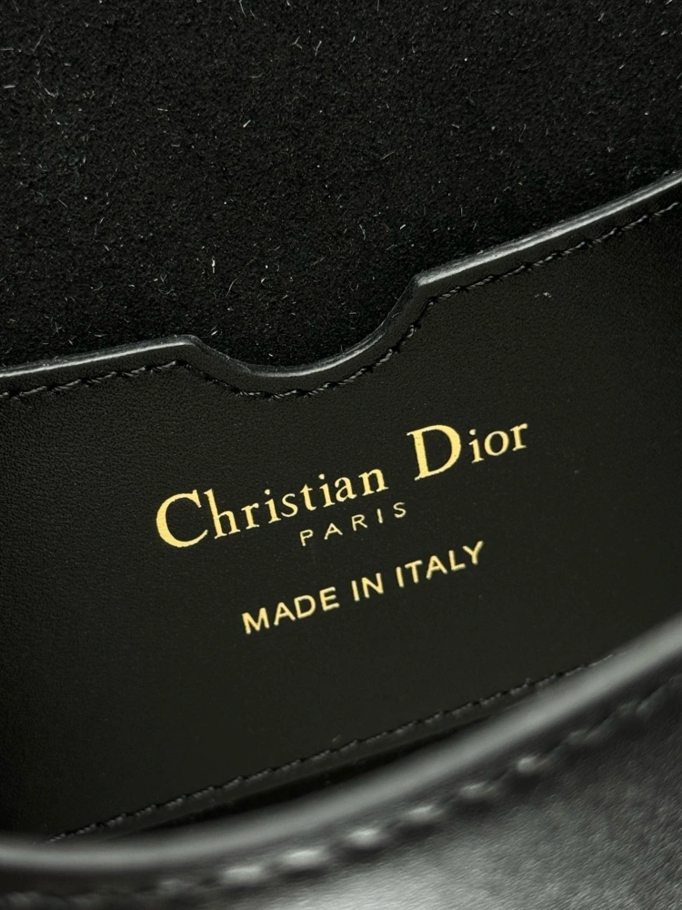 DIOR Bobby
