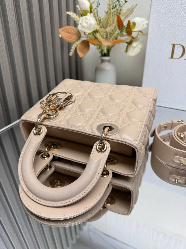 Dior Lady 6605 Off-White